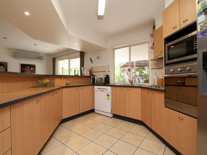 11 Midden Place, Pelican Waters QLD 4551