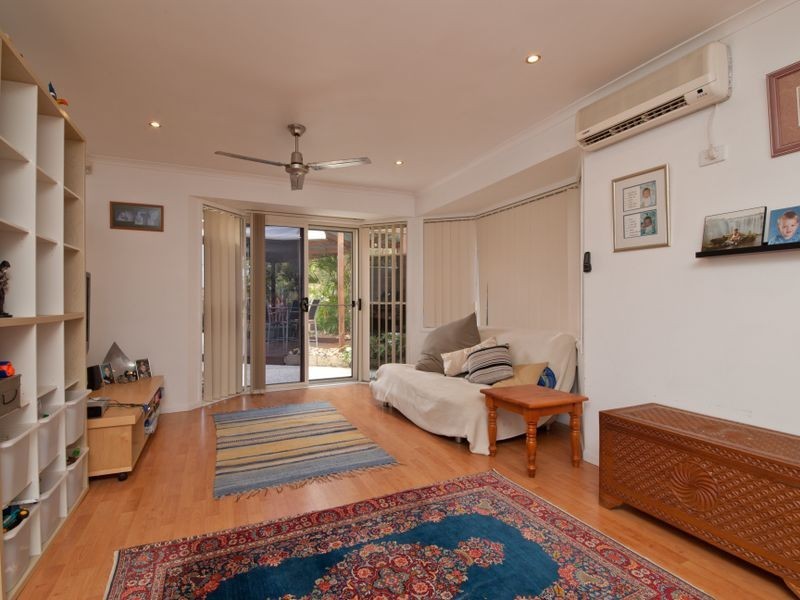 11 Midden Place, Pelican Waters QLD 4551