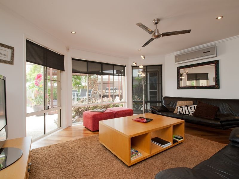 11 Midden Place, Pelican Waters QLD 4551