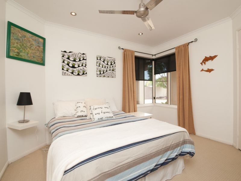 11 Midden Place, Pelican Waters QLD 4551