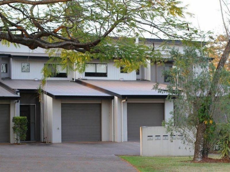 1-4/24 Simpson Street, Beerwah QLD 4519