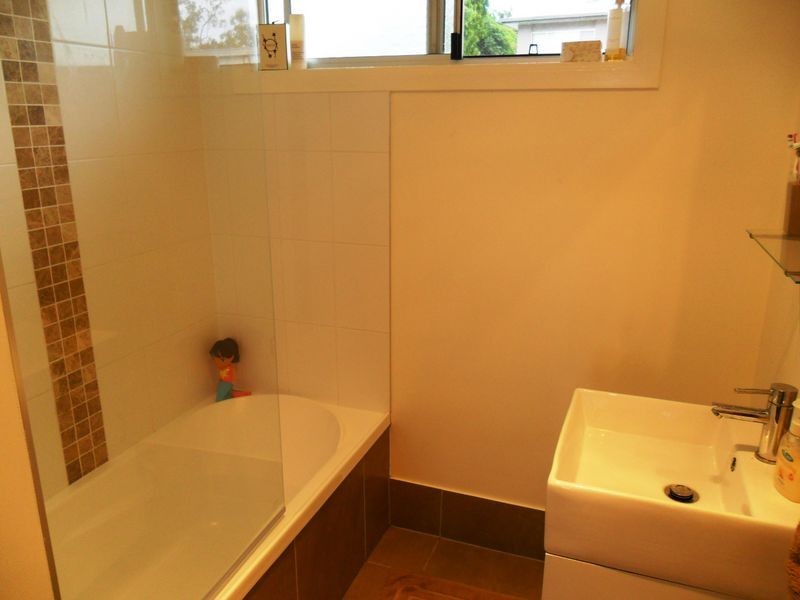 72 Sahara Road, Glass House Mountains QLD 4518