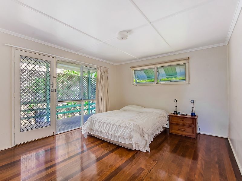 33 Lower Gay Terrace, Caloundra QLD 4551