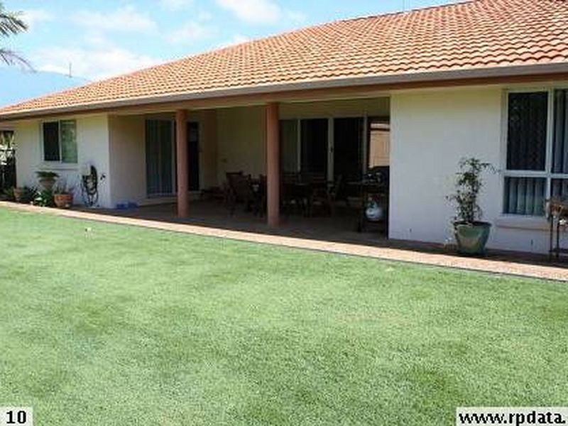 12 Firefly Street, Pelican Waters QLD 4551