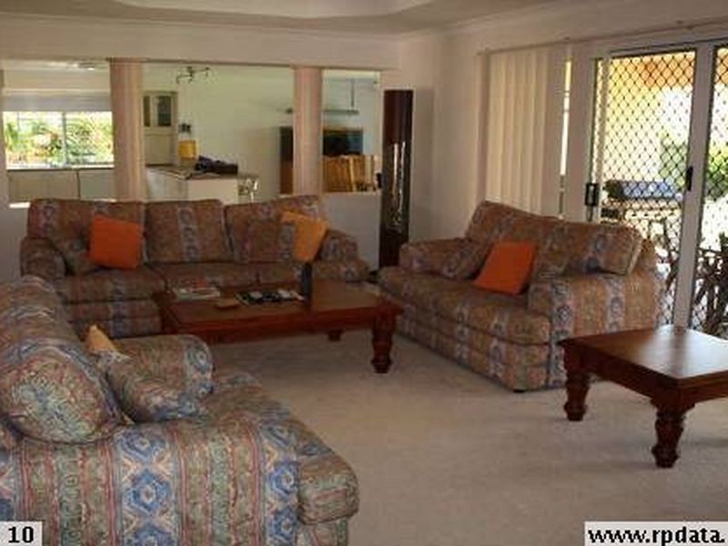 12 Firefly Street, Pelican Waters QLD 4551