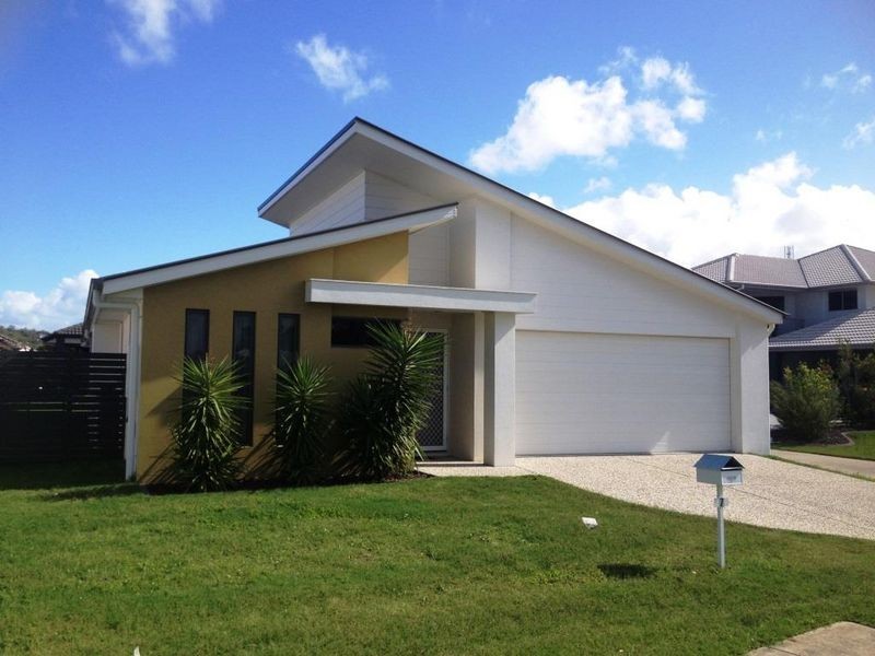 7 Cumberland Cres, Little Mountain QLD 4551