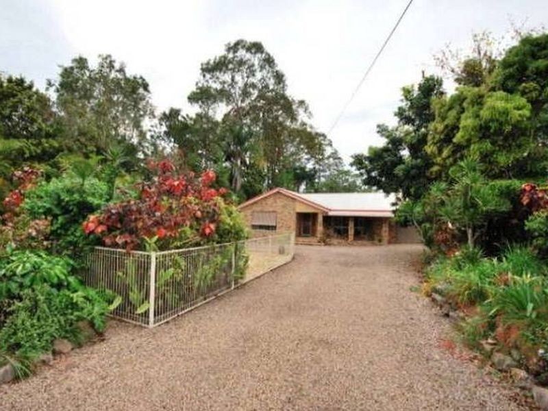 16 William street, Landsborough QLD 4550