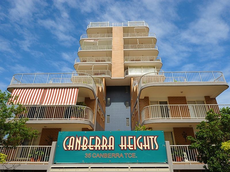 9/35 Canberra Terrace, Kings Beach QLD 4551