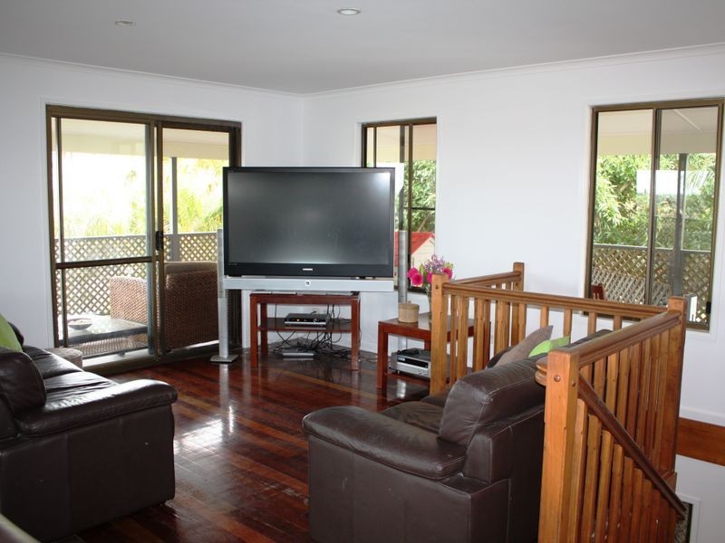 29 Cromwell Street, Dicky Beach QLD 4551