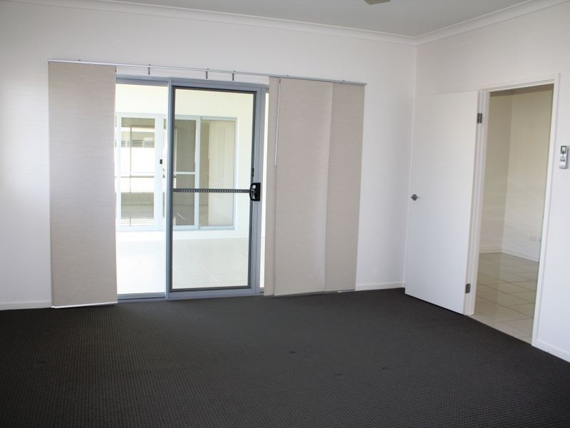 1 Flitcroft Place, Pelican Waters QLD 4551