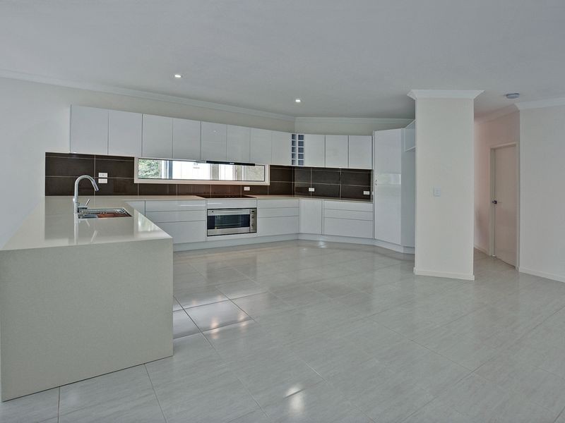 13 Warren Court, Aroona QLD 4551