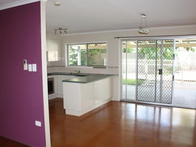 1 Bilinga Street, Currimundi QLD 4551