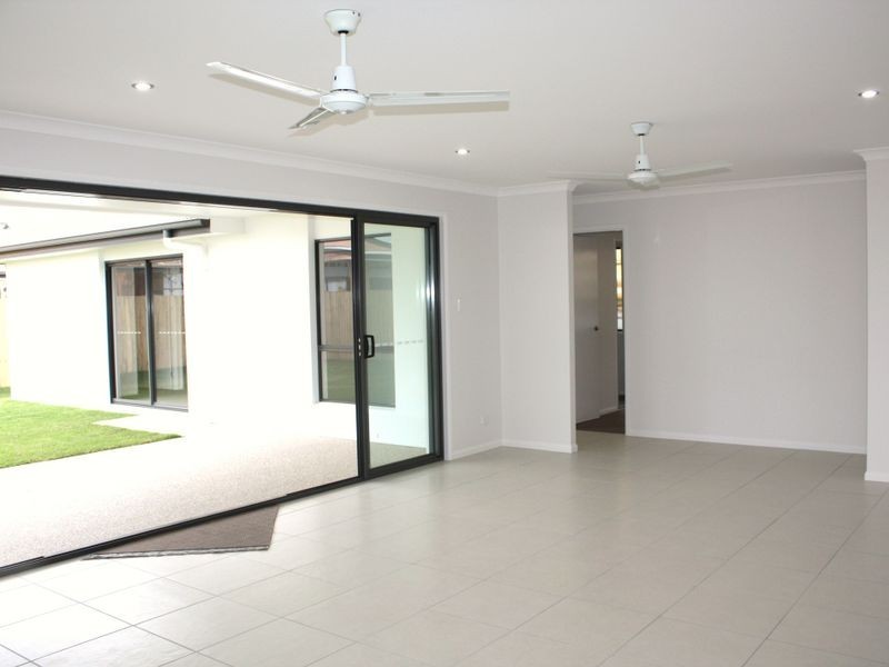 76 Little Mountain Drive, Little Mountain QLD 4551