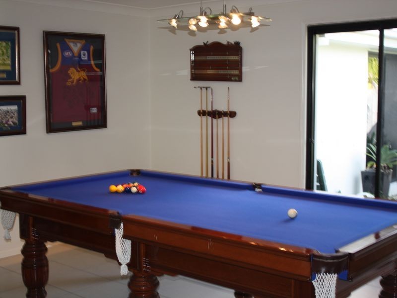 4 Carr Place, Pelican Waters QLD 4551