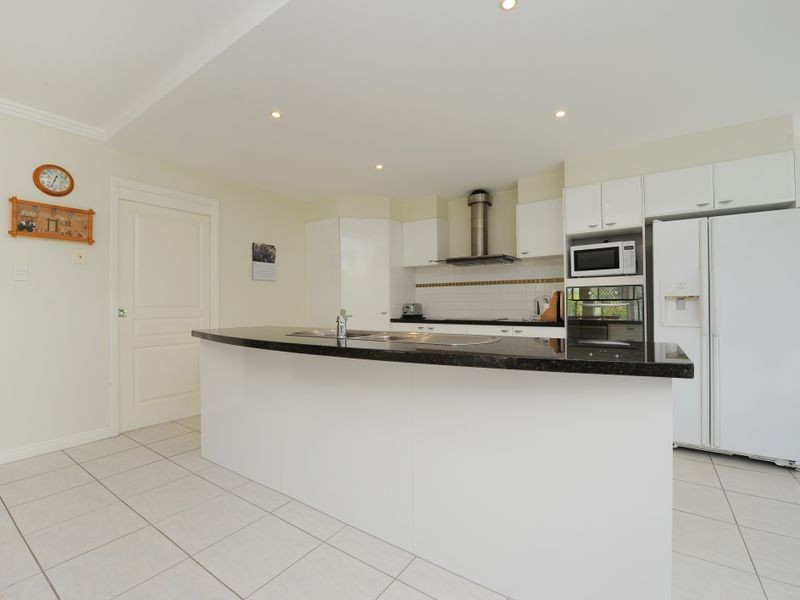 6 Edlundh Court, Pelican Waters QLD 4551