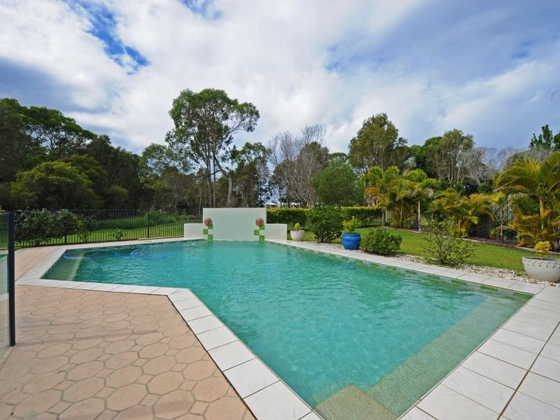 6 Edlundh Court, Pelican Waters QLD 4551