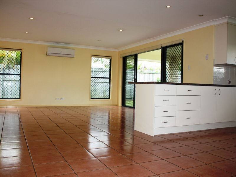 31 Montserrat Cres, Caloundra West QLD 4551