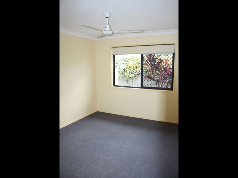 31 Montserrat Cres, Caloundra West QLD 4551