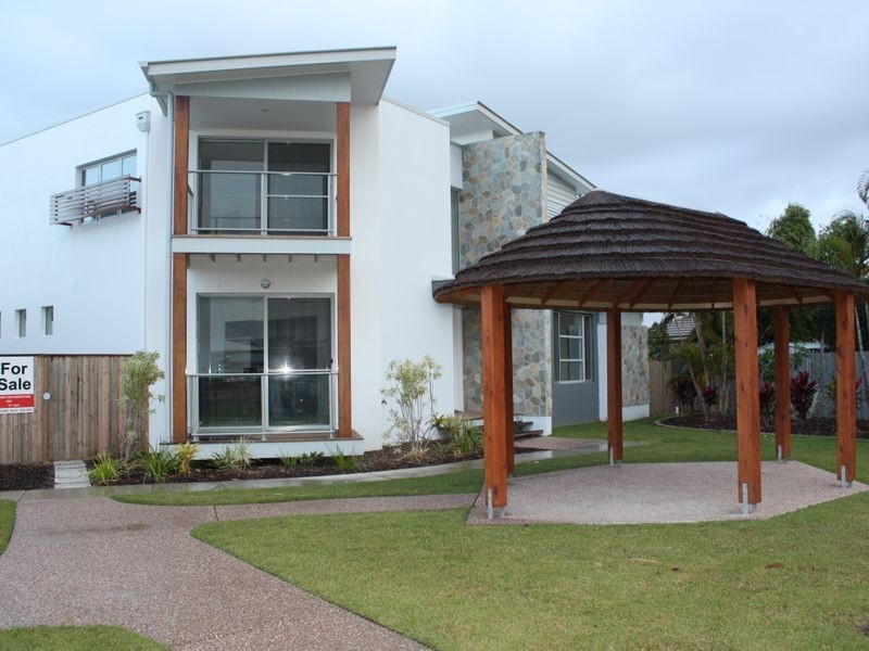 Villa 10 On Rawson Street, Caloundra West QLD 4551