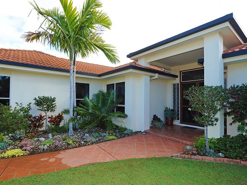17 Tibrogargan Place, Pelican Waters QLD 4551