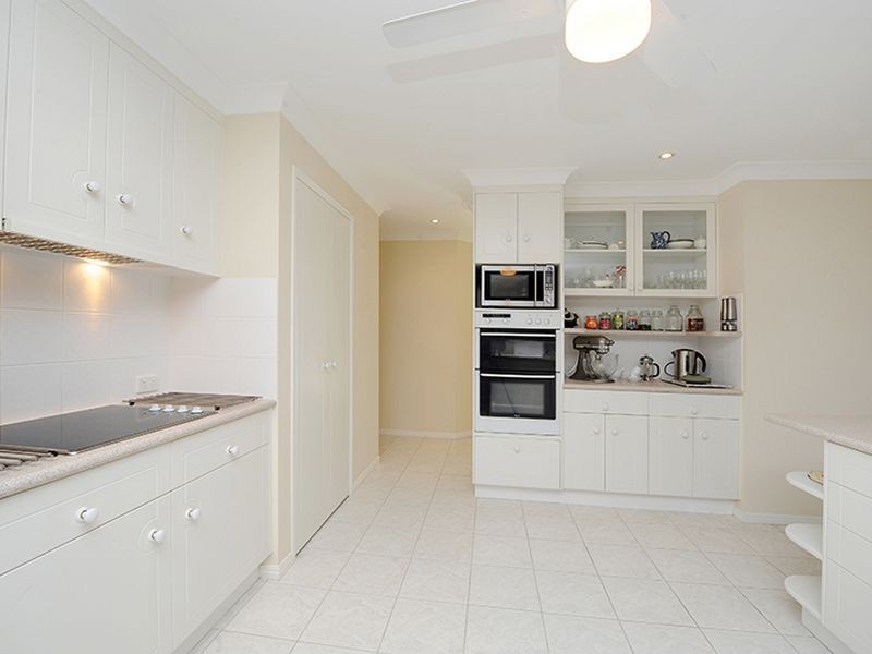 4 Olympic Lane, Pelican Waters QLD 4551