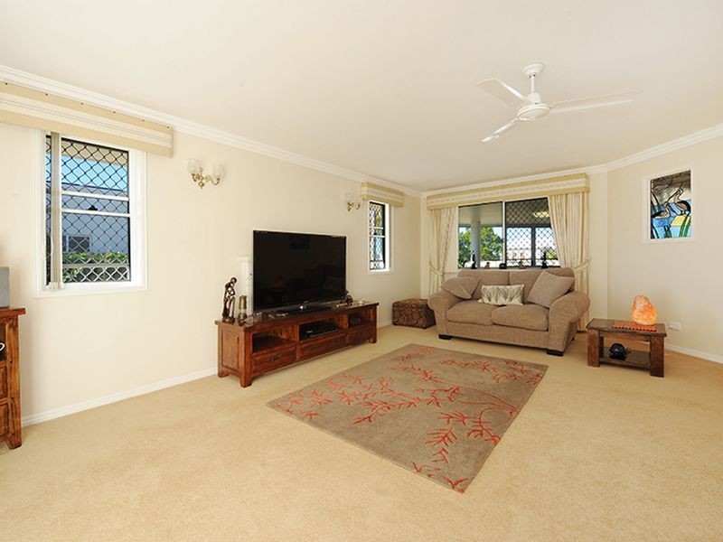 4 Olympic Lane, Pelican Waters QLD 4551