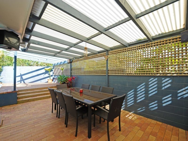 6 Jeffreys Court, Moffat Beach QLD 4551