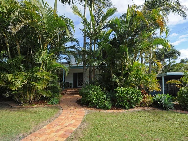6 Jeffreys Court, Moffat Beach QLD 4551