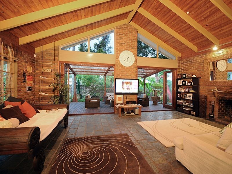 2 Thalan Court, Wurtulla QLD 4575