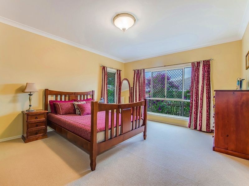 30 Allan Avenue, Glass House Mountains QLD 4518