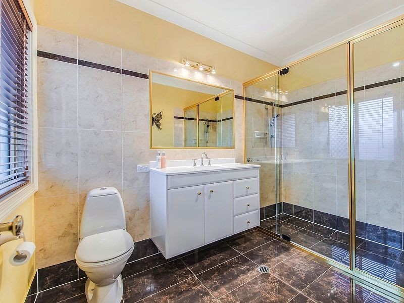 30 Allan Avenue, Glass House Mountains QLD 4518