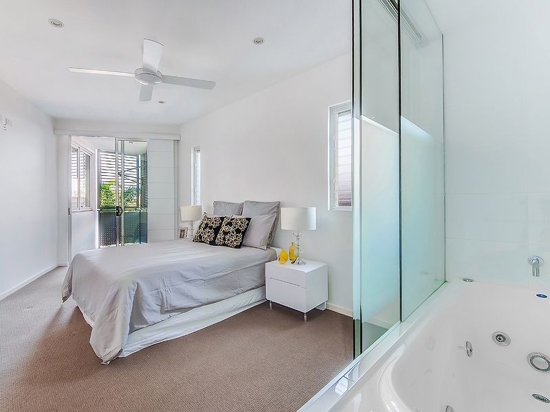 8/1 Golden Beach Esplanade, Golden Beach QLD 4551
