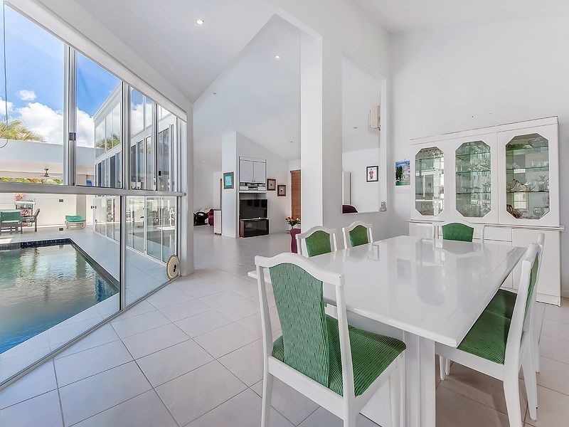 15 Wallaby Circuit, Pelican Waters QLD 4551