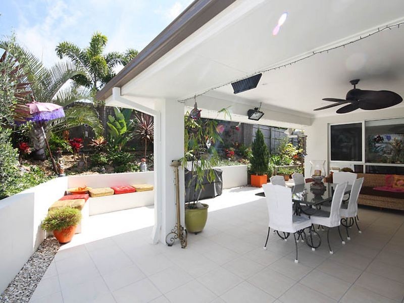 10 The Dales Crescent, Little Mountain QLD 4551