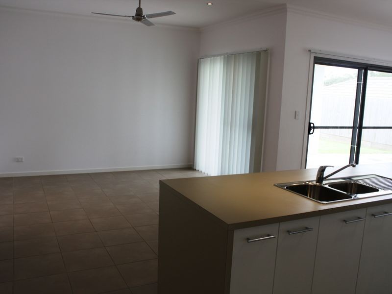 12 Kurrajong Crescent, Caloundra QLD 4551