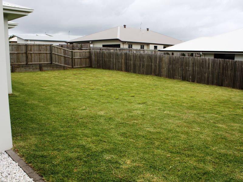 12 Kurrajong Crescent, Caloundra QLD 4551