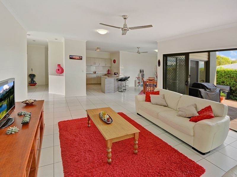 14 King Orchid Drive, Little Mountain QLD 4551