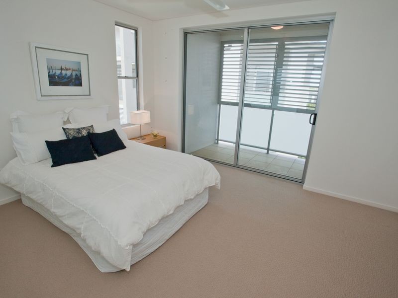 36/7 Grand Parade, Kawana Island QLD 4575