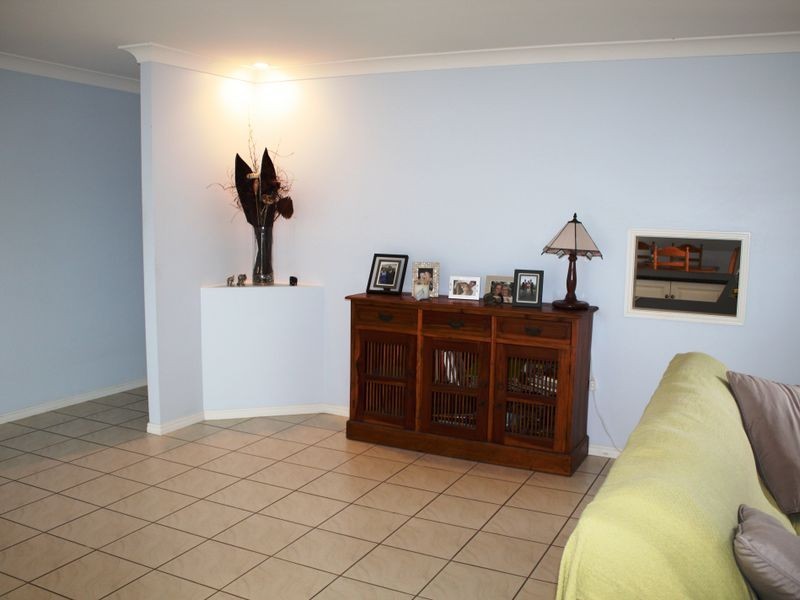 7 Dominica Place, Kawana Island QLD 4575