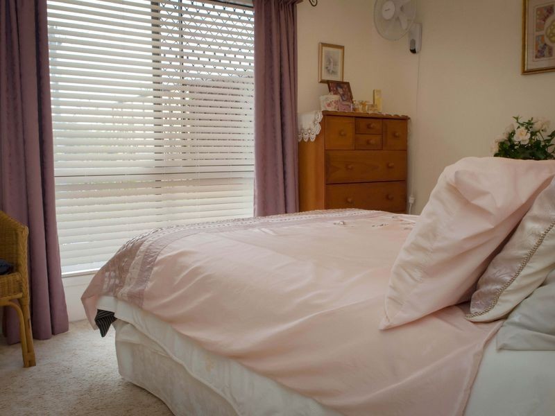 1/18 Hodgens Street, Caloundra QLD 4551