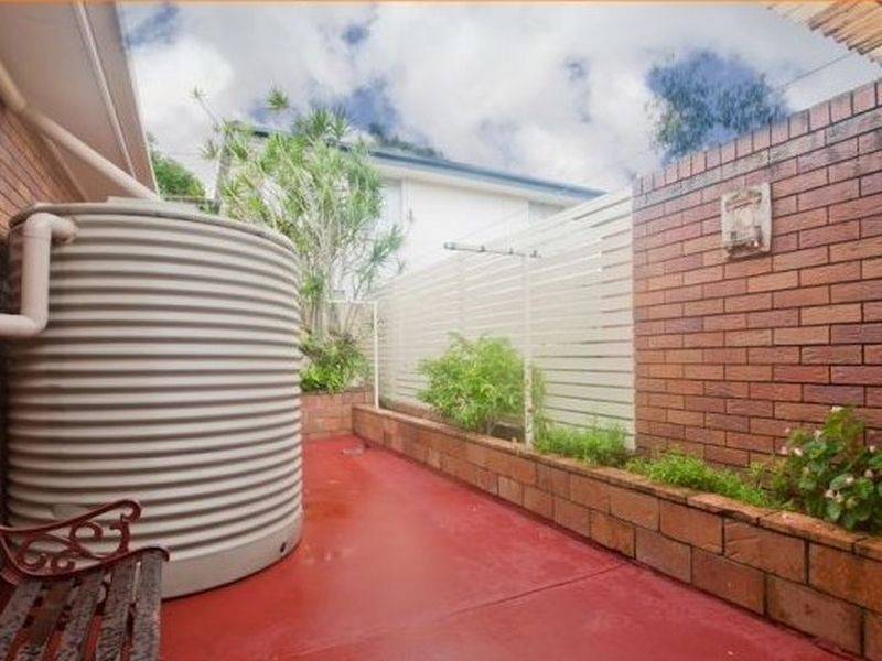 1/18 Hodgens Street, Caloundra QLD 4551