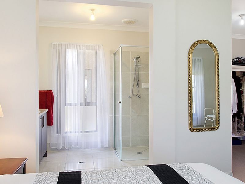 1 Forest View Way, Little Mountain QLD 4551