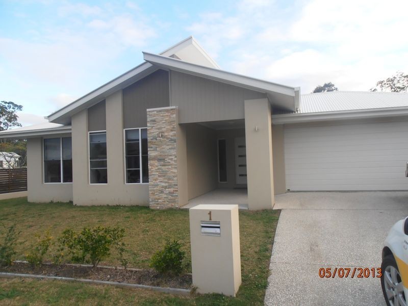 1 Creek View Place, Pelican Waters QLD 4551