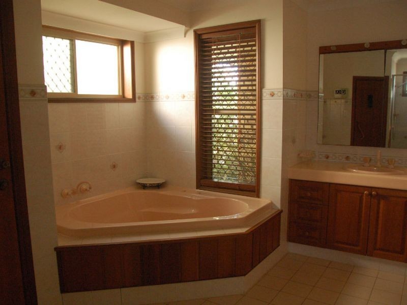 11 Spindrift Court, Bokarina QLD 4575