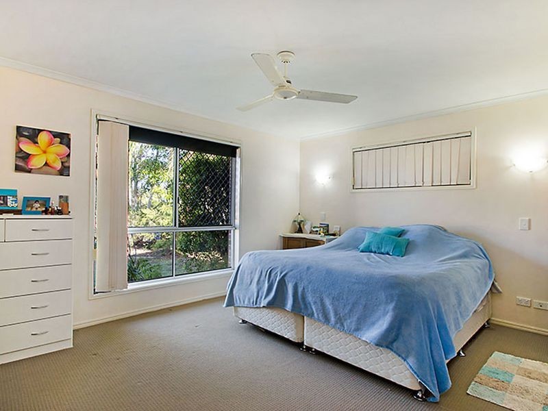 8 Edwardson Drive, Pelican Waters QLD 4551