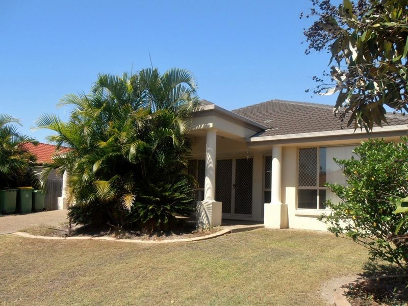 32 Lang Street, Pelican Waters QLD 4551