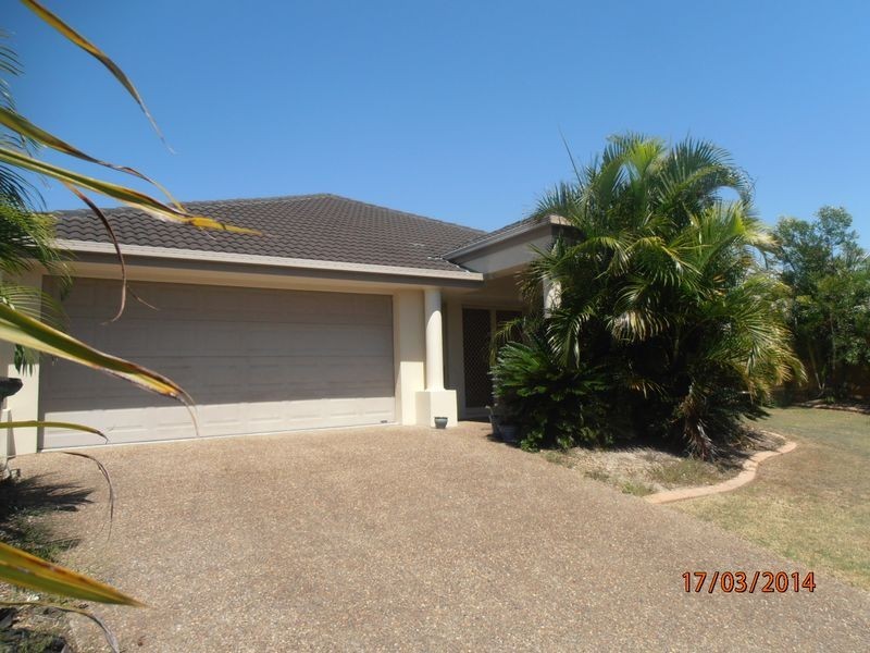 32 Lang Street, Pelican Waters QLD 4551