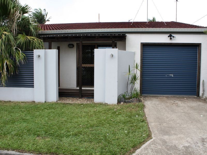 2/8 Otama Ct, Warana QLD 4575