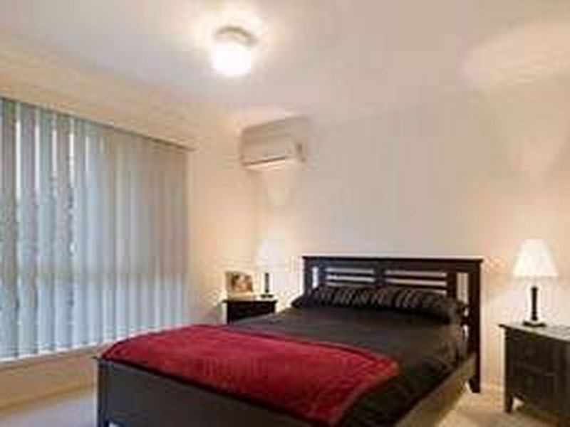 10 Highpark Crescent, Little Mountain QLD 4551