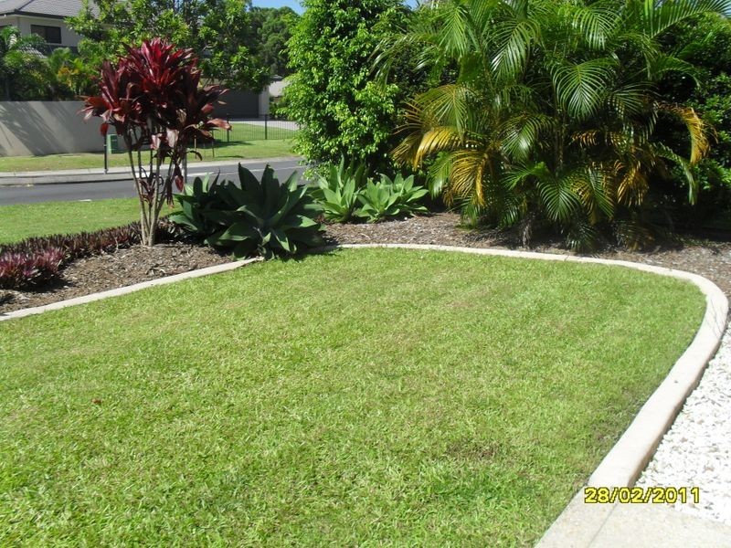 10 Highpark Crescent, Little Mountain QLD 4551